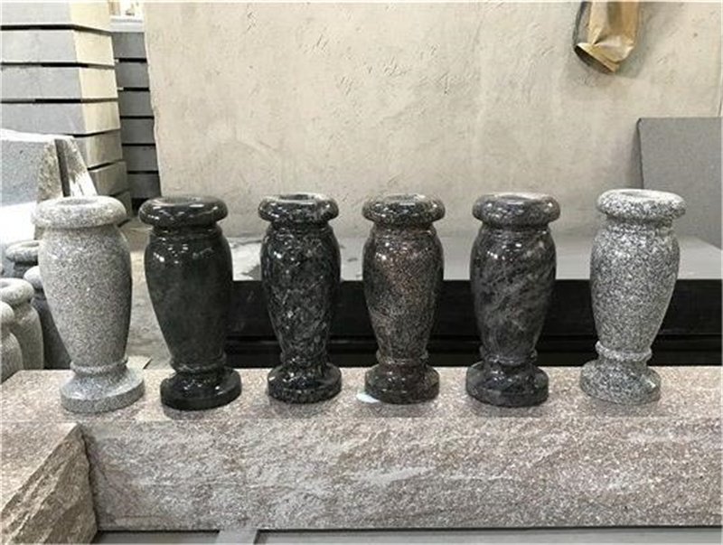 grave vases