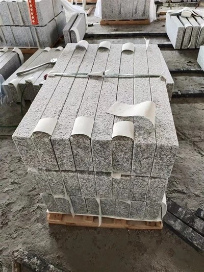 Sivi granitni robnik