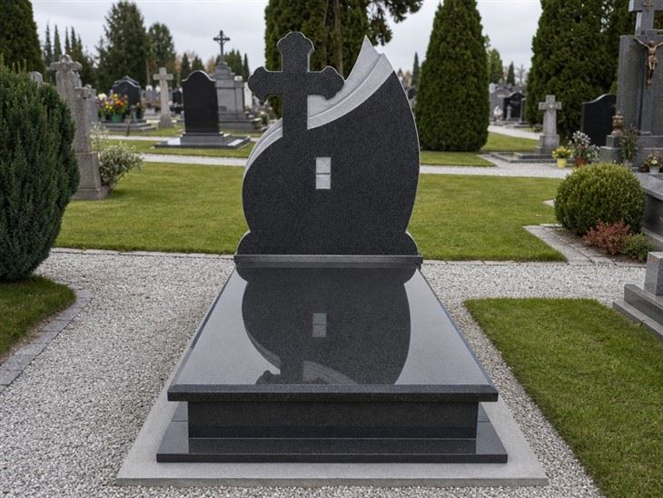 01_central-european-cemetery-memorial-kerb-set